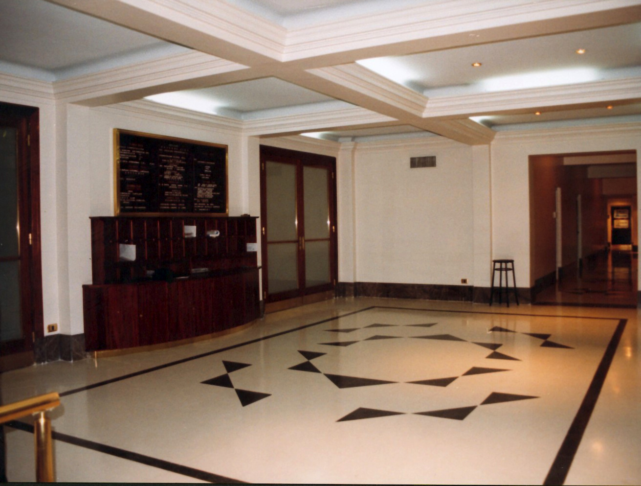 placeholder image-sq